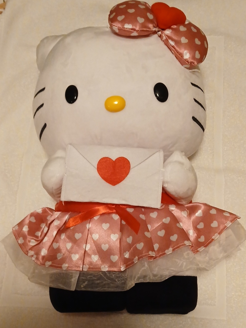 2026 HELLO KITTY Valentines Greeter